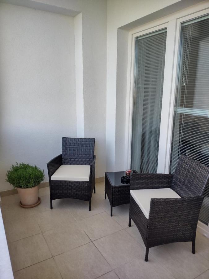 Ferienwohnung Karina Apartman Dunajská Streda Exterior foto