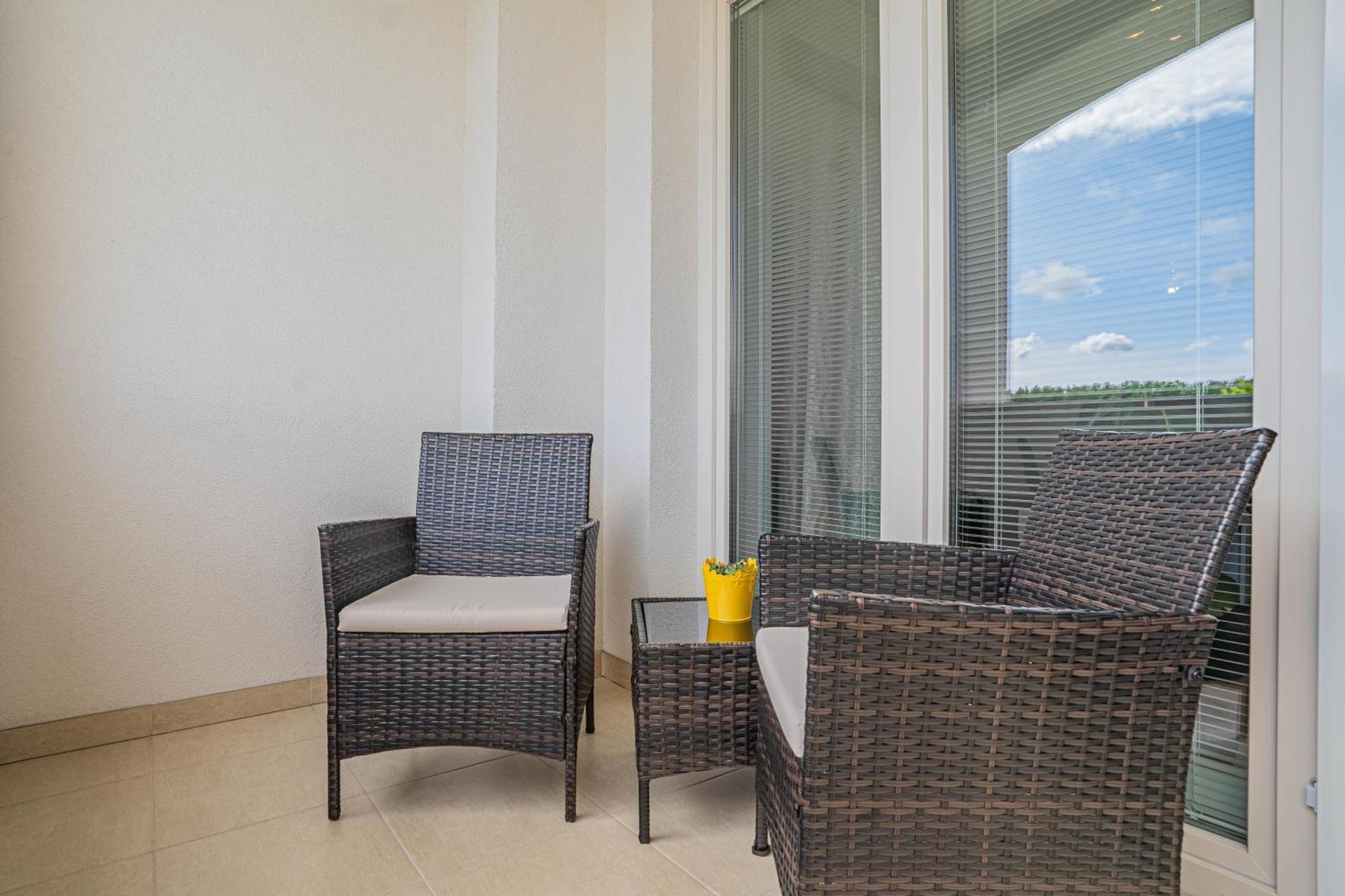 Ferienwohnung Karina Apartman Dunajská Streda Exterior foto