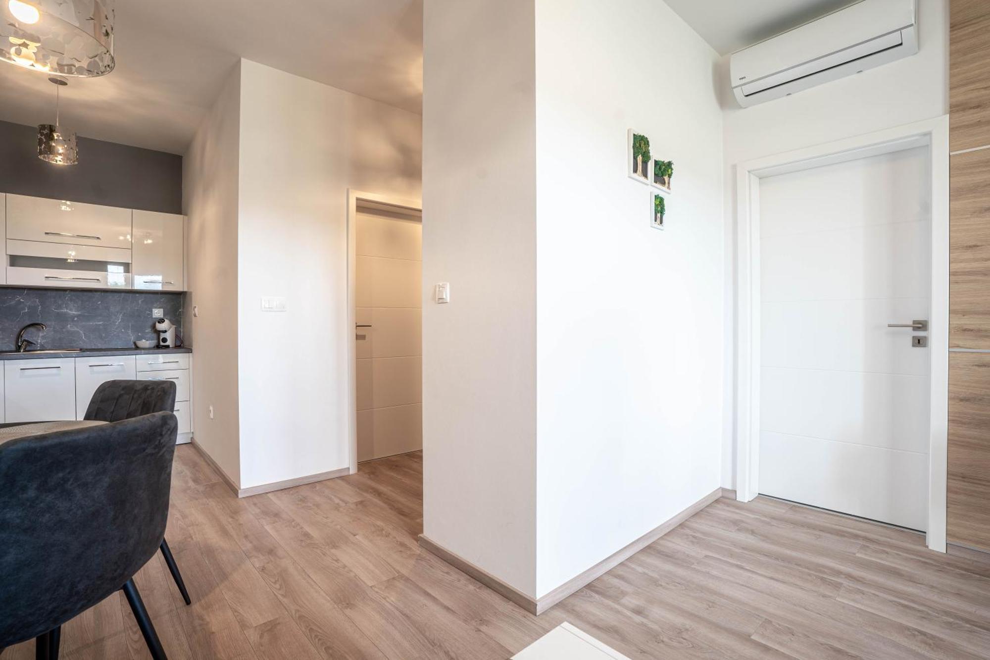 Ferienwohnung Karina Apartman Dunajská Streda Exterior foto